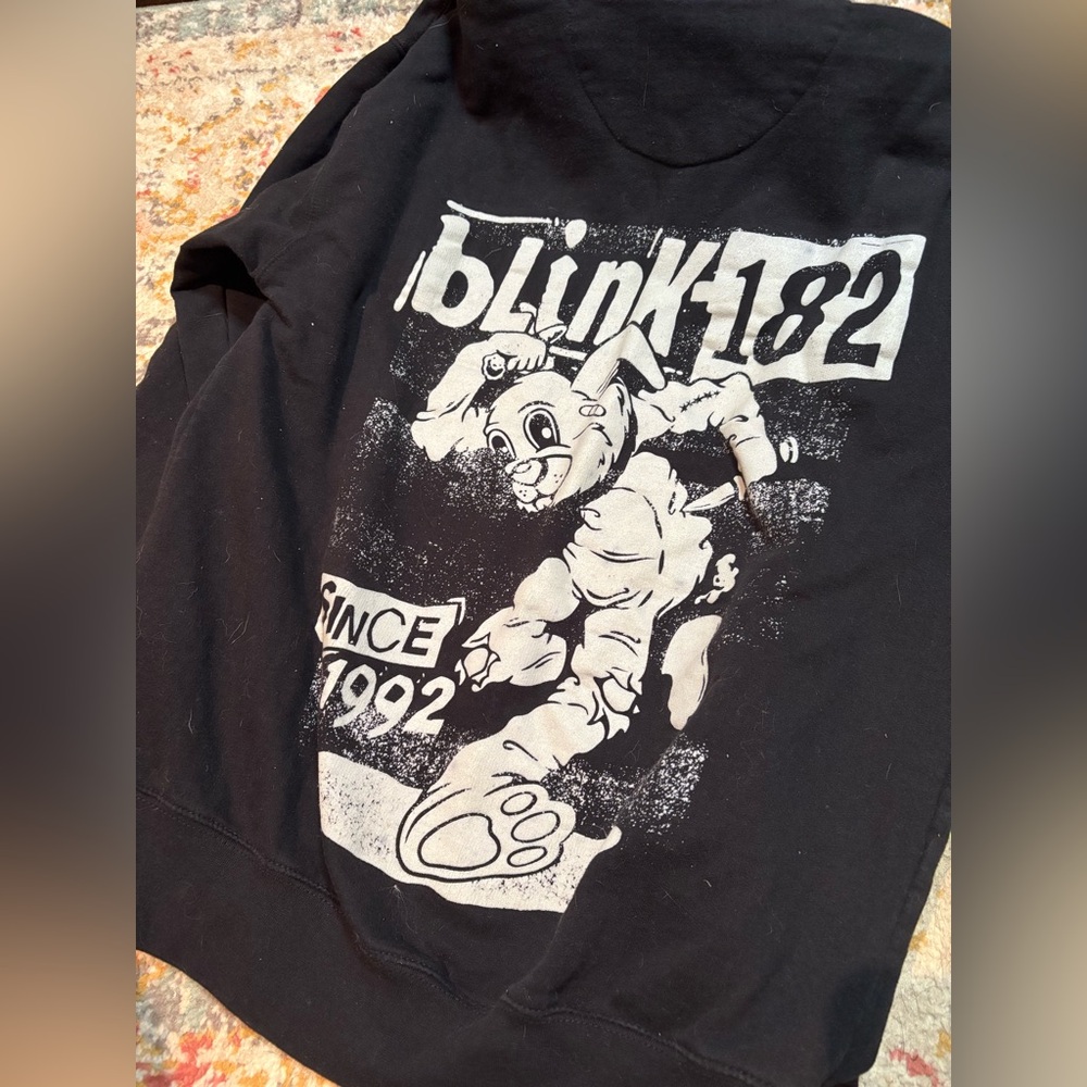 FLAWED - Unisex Blink-182 “Skankin’ Bunny” Edging Rabbit Graphic Zip-up Hoodie - Picture 2 of 4